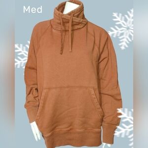 Banana Republic Men's Tan Turtleneck Sweater Medium